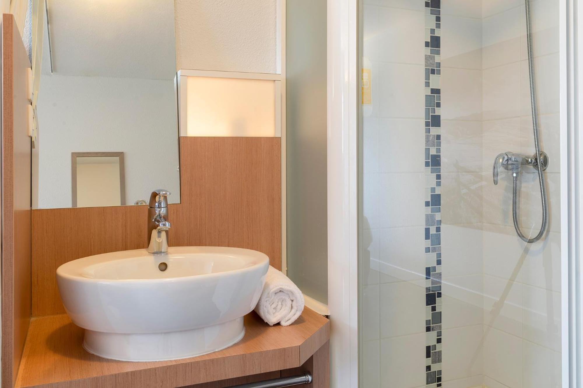 The Originals Access, Hotel Millau Sud LʼHospitalet-du-Larzac Εξωτερικό φωτογραφία